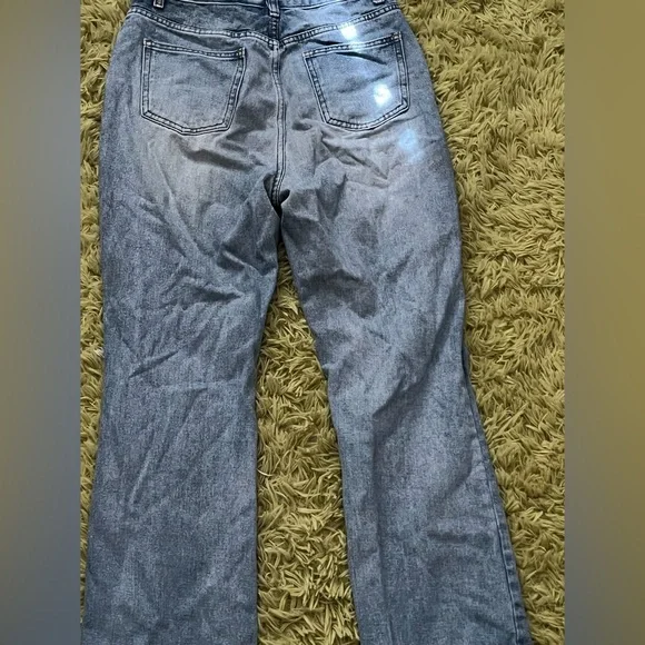 High Rise Ripped Jeans Size Small - Picture 3 of 5